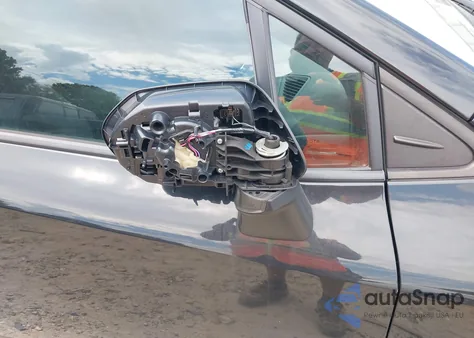 2021 Toyota Corolla Le z USA, uszkodzony, nr VIN 5YFEPMAE6MP155053